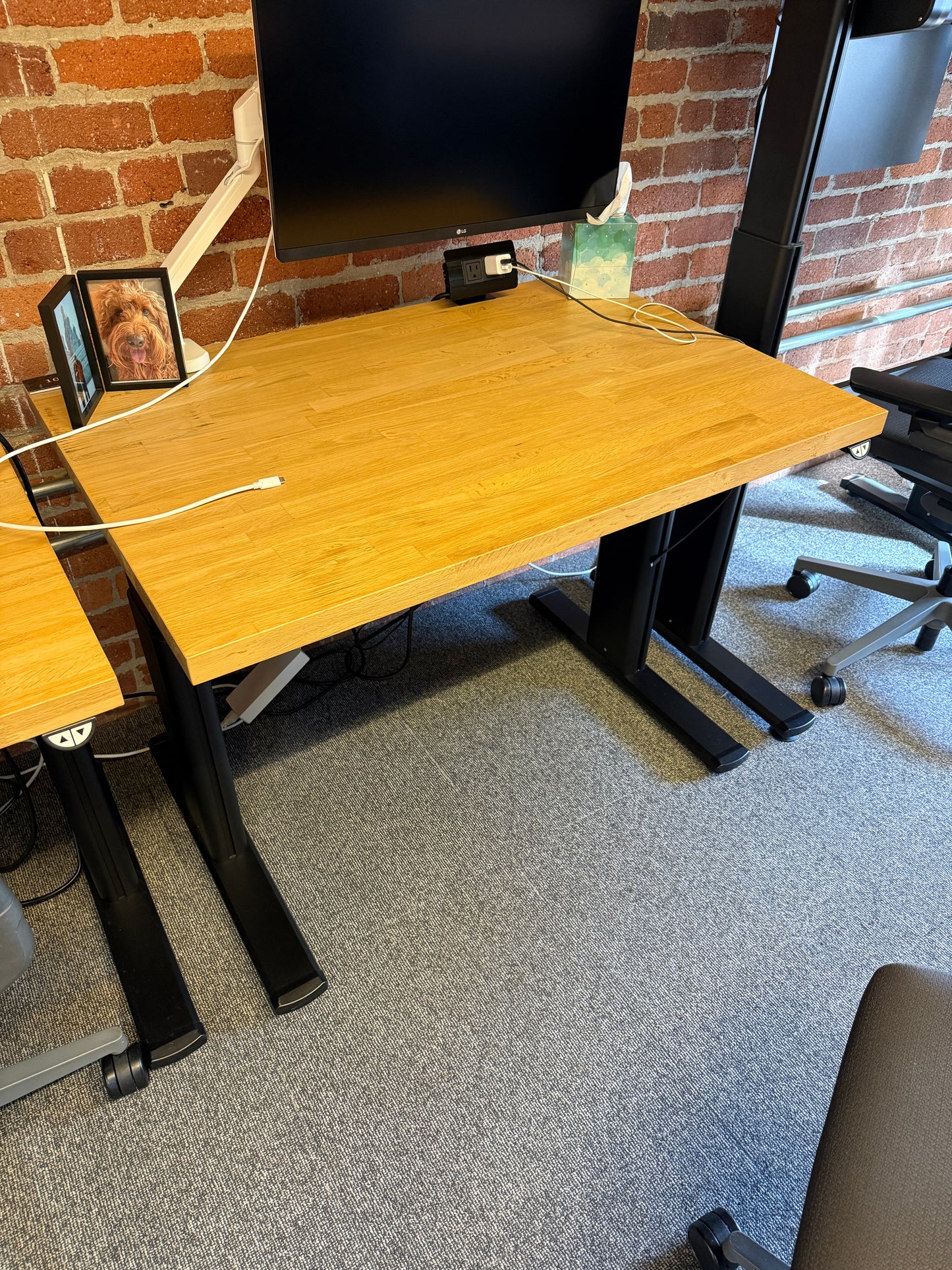 Electric sit stand desks 41 x 28 black frame wood top
