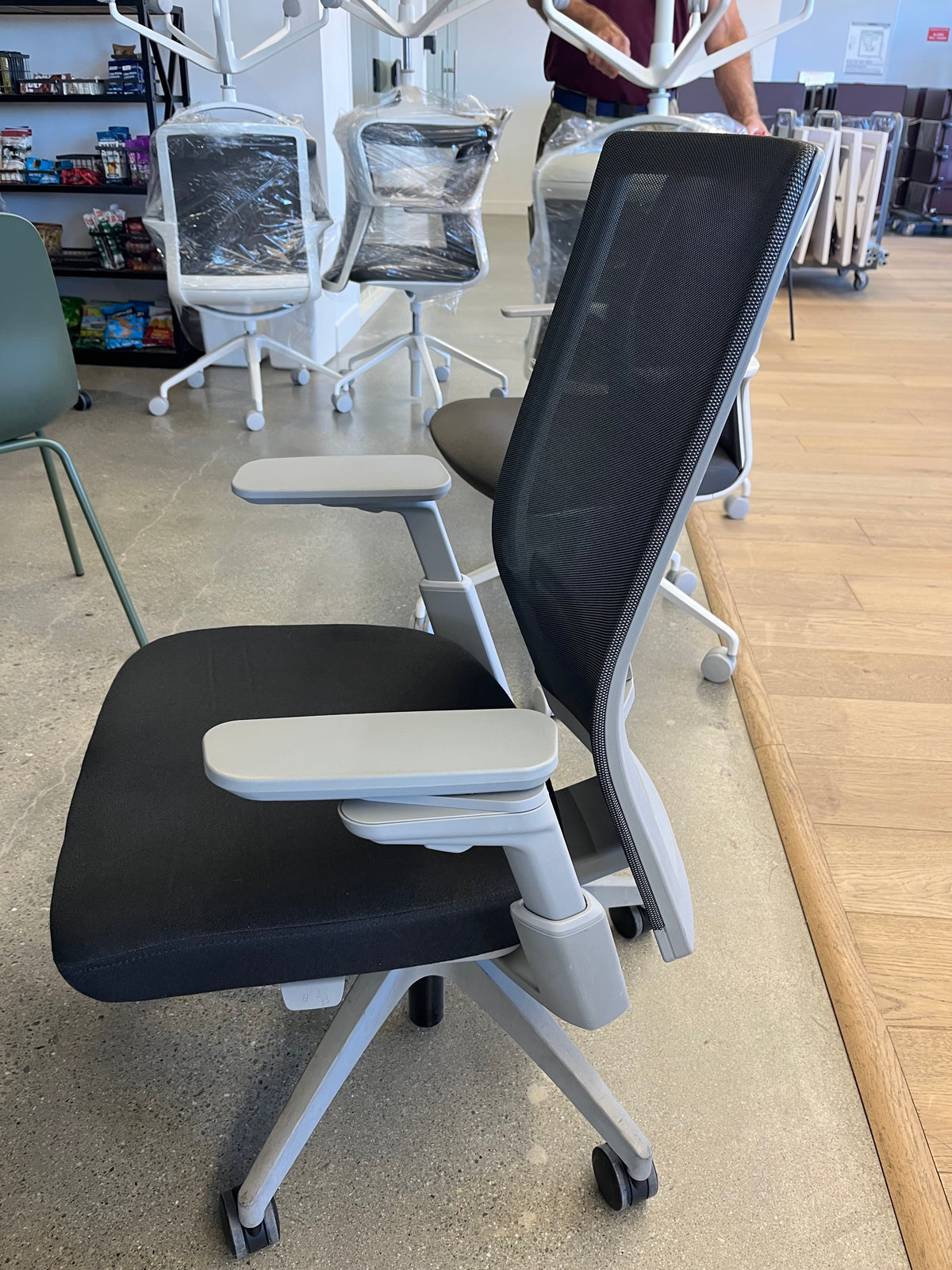 Gray mesh ergonomic office chairs fully adjustable