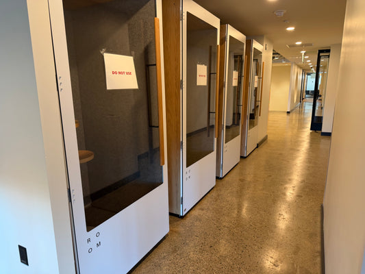 Room single phone booths