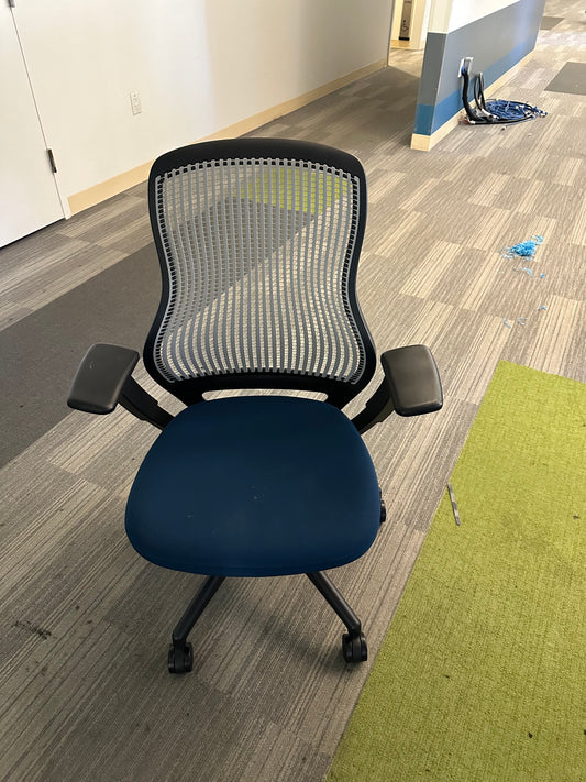 Knoll regeneration office chairs