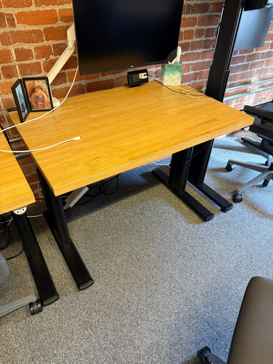 Electric sit stand desks 41 x 28 black frame wood top