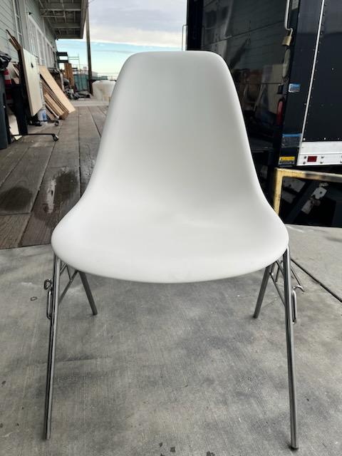 Herman Miller Eames Molded Plastic Side Chair With Stacking Base