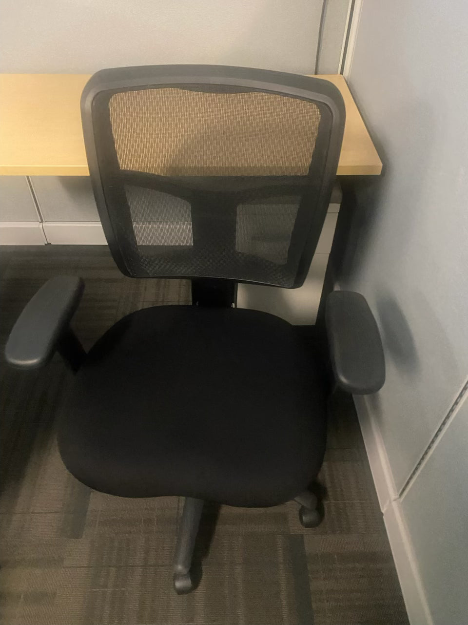 Black mesh office chairs